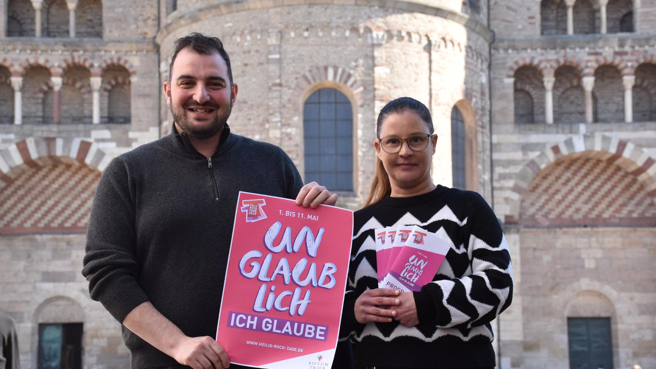 Katja Heyna-Jammer und Dario Tumminelli stellen das Programm der Heilig-Rock-Tage vor